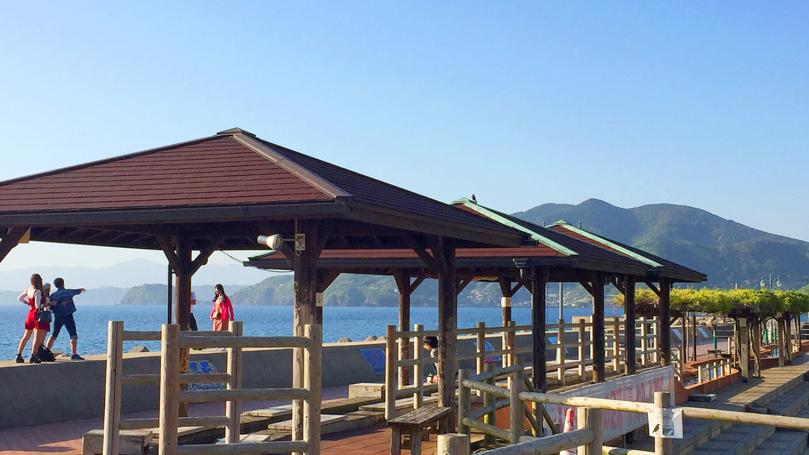 日本一長い足湯ほっとふっと１０５