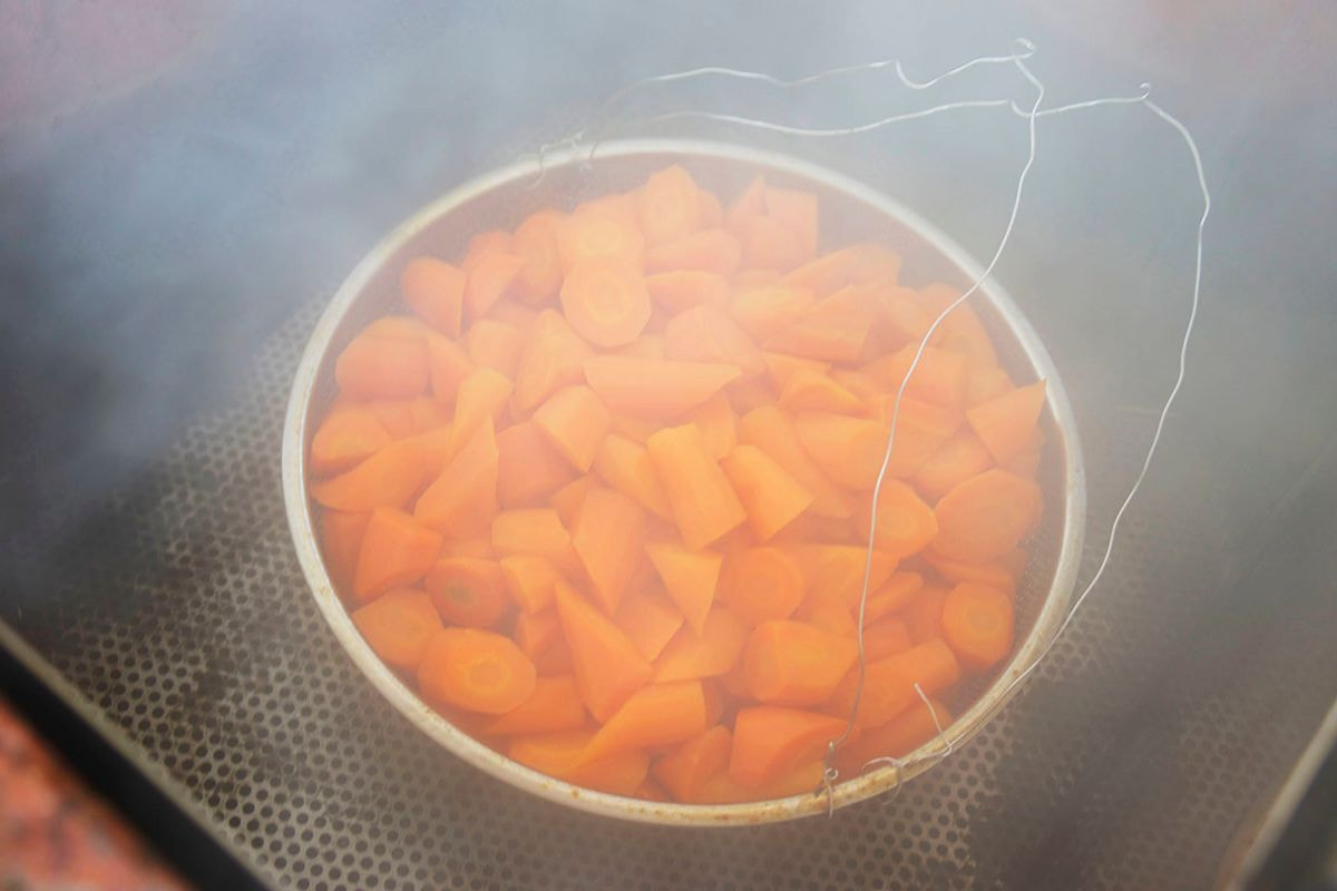 温泉蒸しの人参